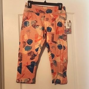 LuLaRoe Jade Capri M